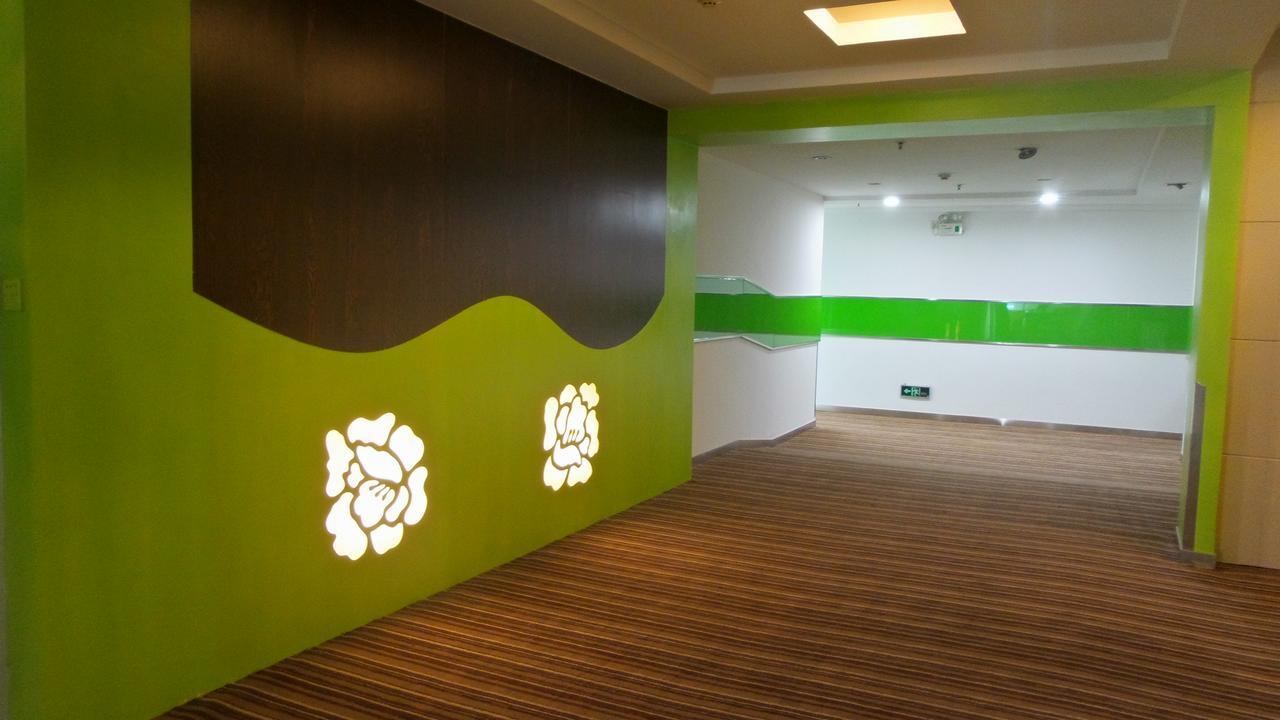 V8 Hotel Xilang Subway Branch Guangzhou Eksteriør bilde