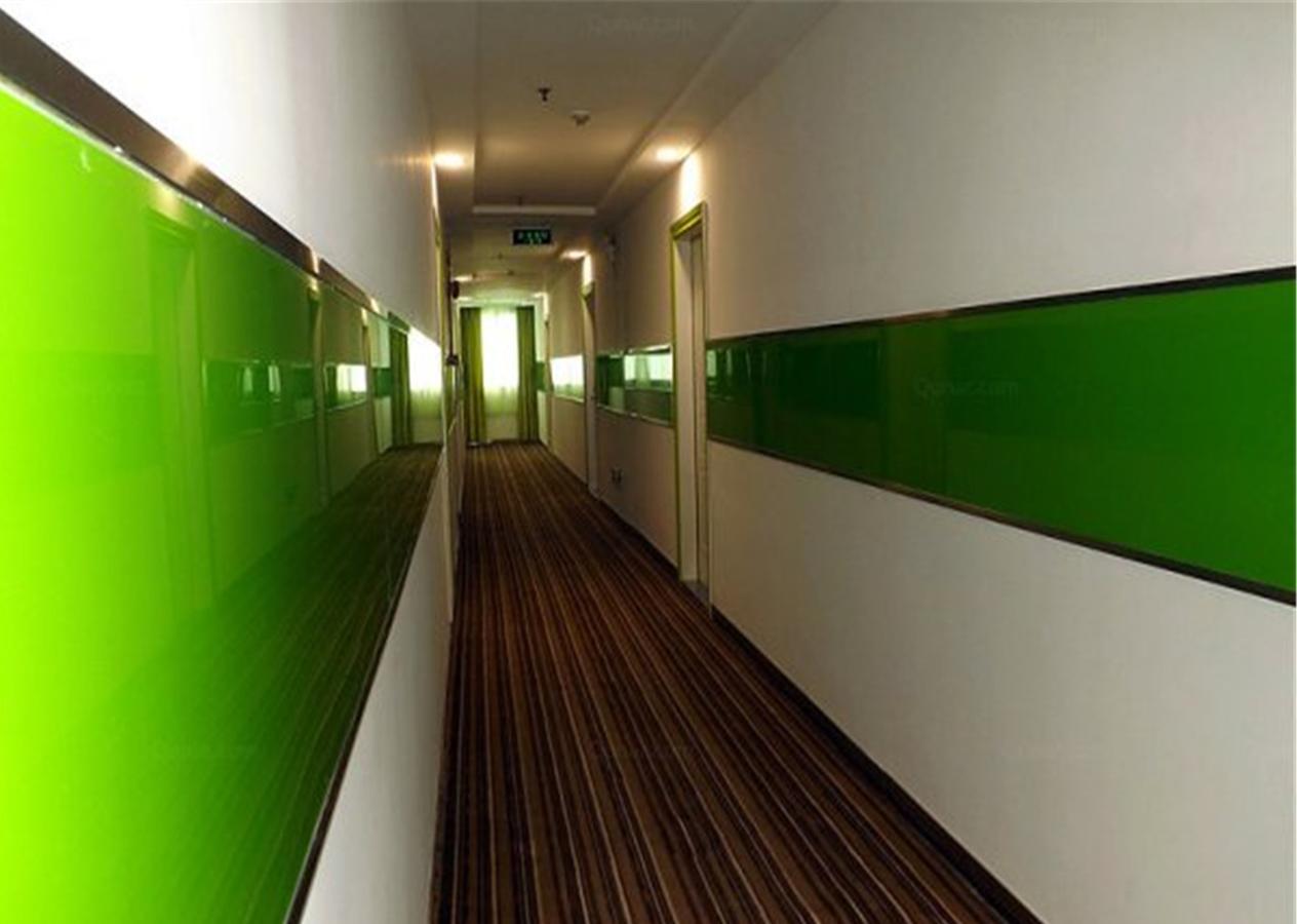 V8 Hotel Xilang Subway Branch Guangzhou Eksteriør bilde